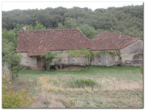 Petit hameau à Esclauzel dans le lot